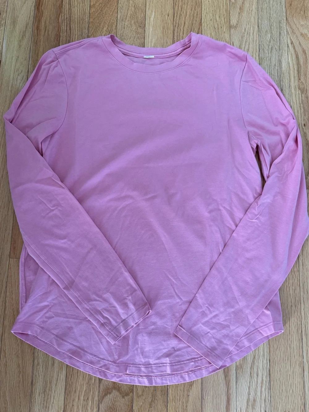 lululemon athletica Long Sleeve Crew in Light Pink